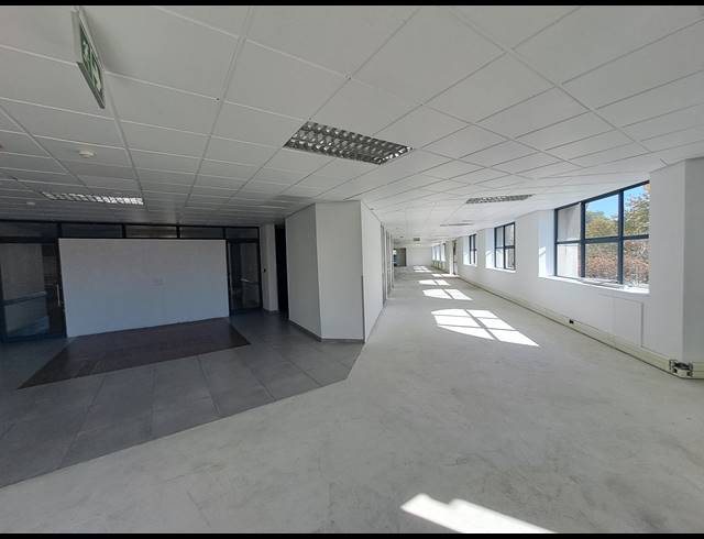 1,575M² OFFICE TO LET IN ILLOVO
